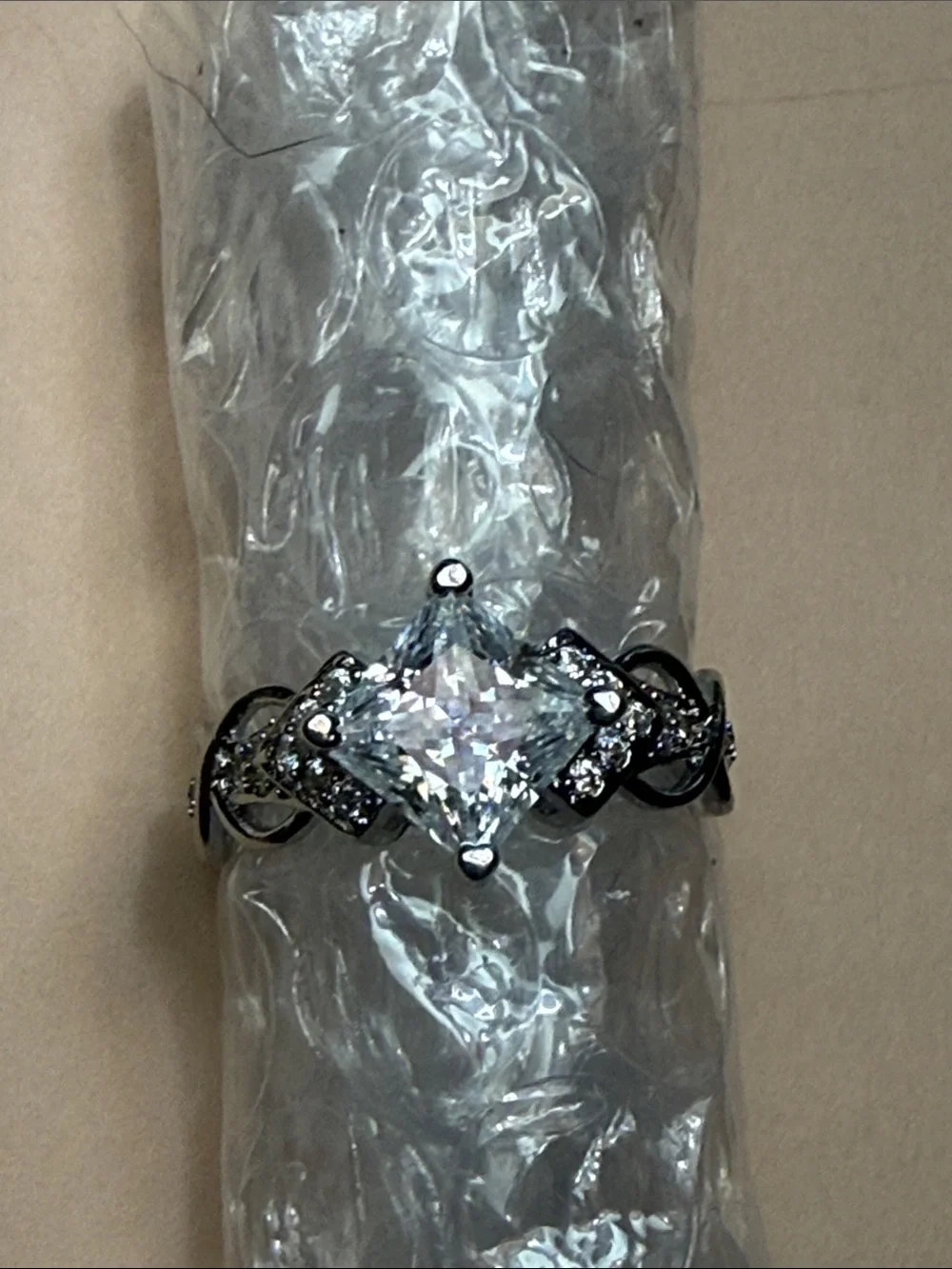 GRA CERTIFIED MOISSANITE DIAMOND 2 CT Silver baked ring new